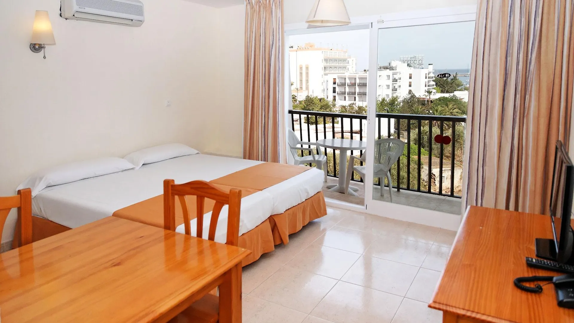 Aparthotel Reco des Sol Sant Antoni de Portmany